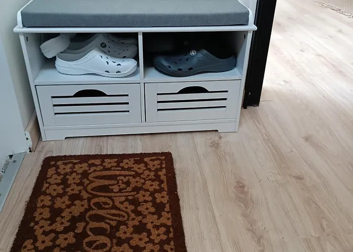 Location Vacances, Restriction Un Minimum De 7 Nuits *