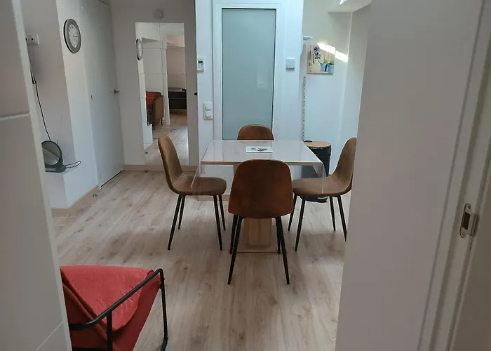 Location Vacances, Restriction Un Minimum De 7 Nuits *